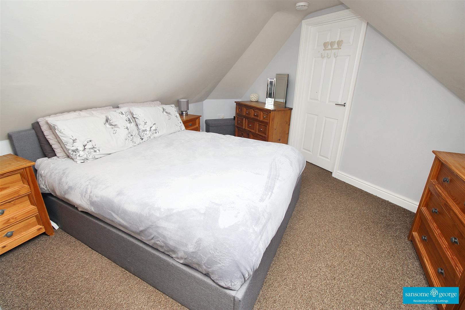 Horsecroft Way, Tilehurst, Reading